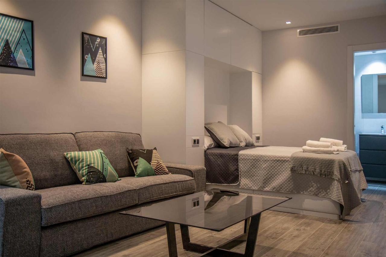 Apartamentos Vacacional En Plaza De Espana نيرخا المظهر الخارجي الصورة