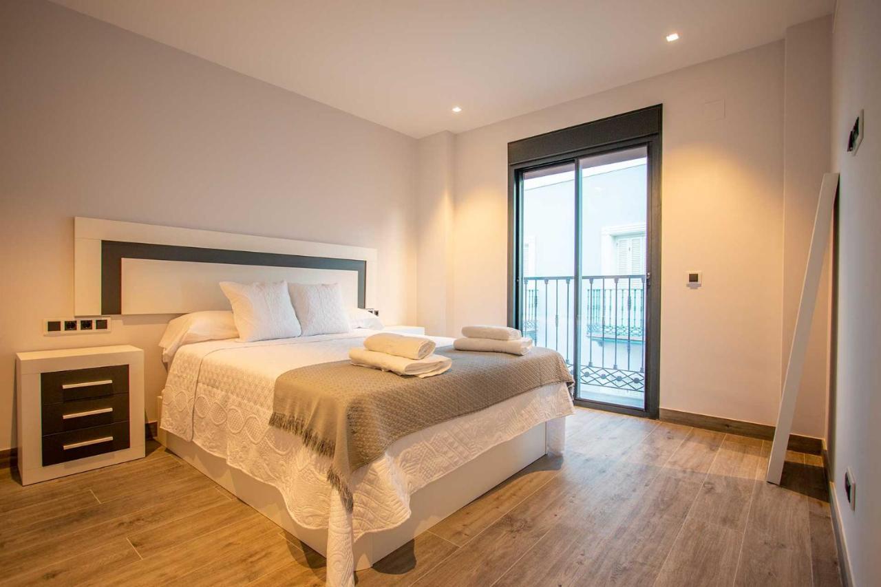 Apartamentos Vacacional En Plaza De Espana نيرخا المظهر الخارجي الصورة