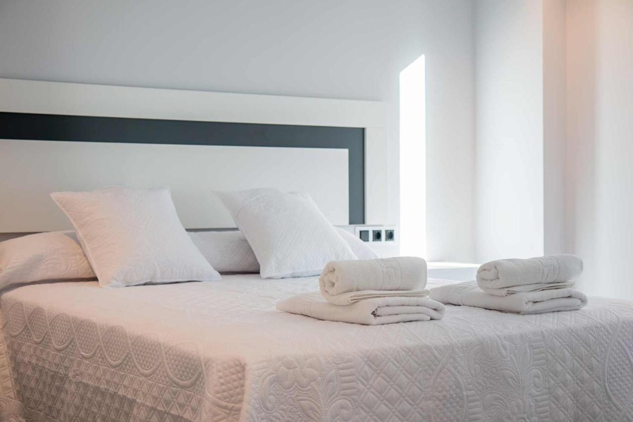 Apartamentos Vacacional En Plaza De Espana نيرخا المظهر الخارجي الصورة