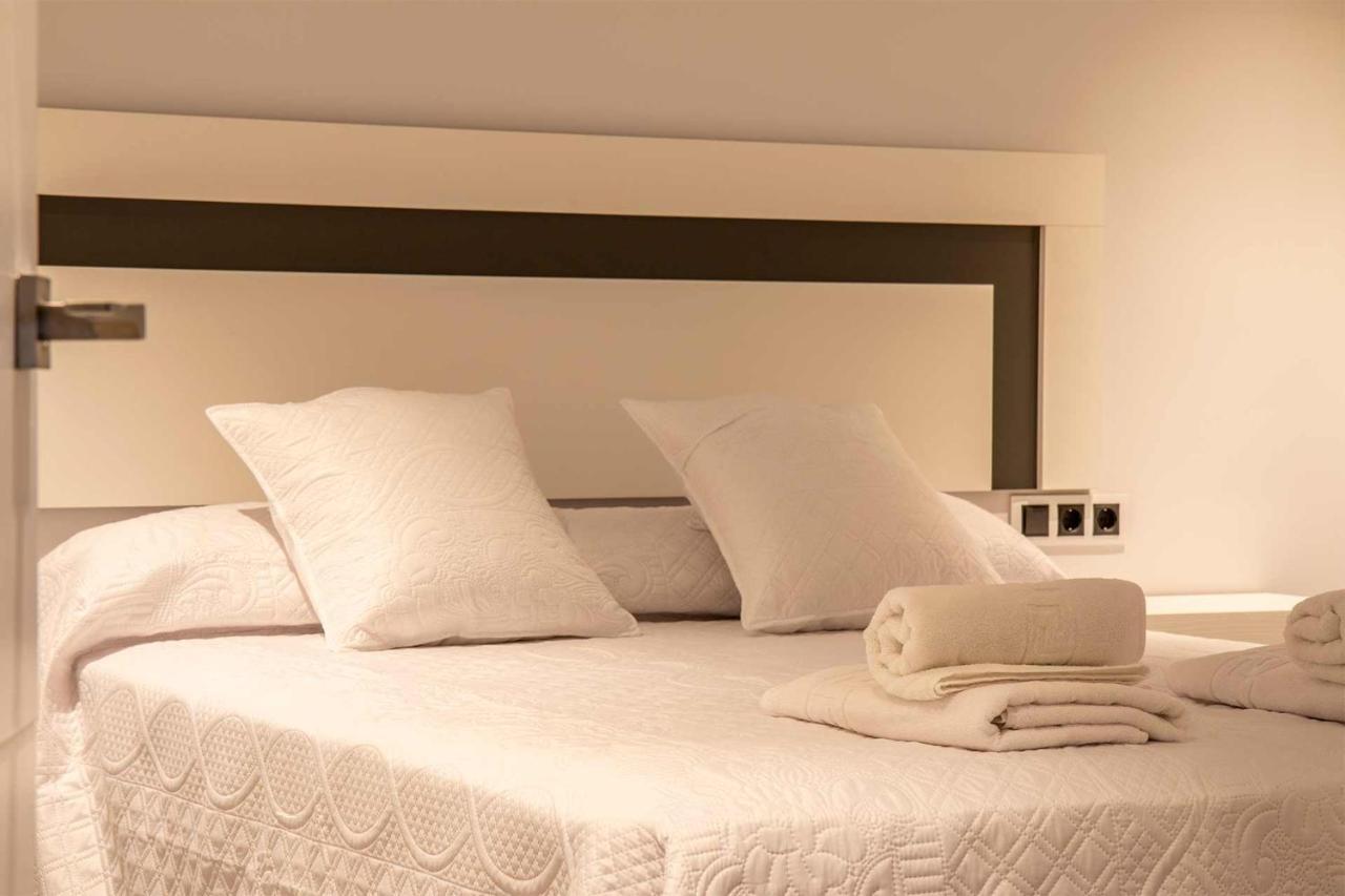 Apartamentos Vacacional En Plaza De Espana نيرخا المظهر الخارجي الصورة