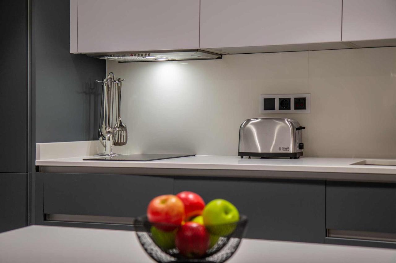 Apartamentos Vacacional En Plaza De Espana نيرخا المظهر الخارجي الصورة